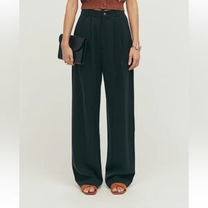 Reformation Mason Pant in Black size 2